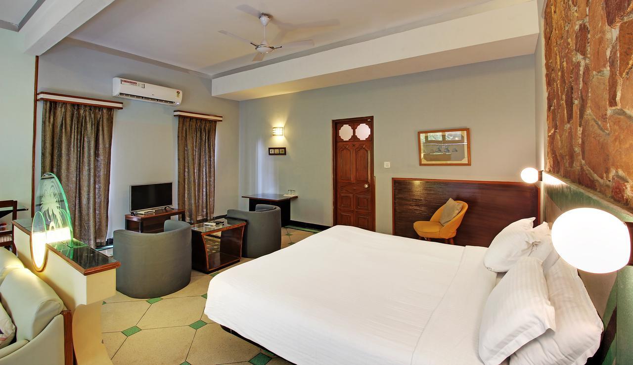 Hotel Inn Season Mahāmandir Exterior photo